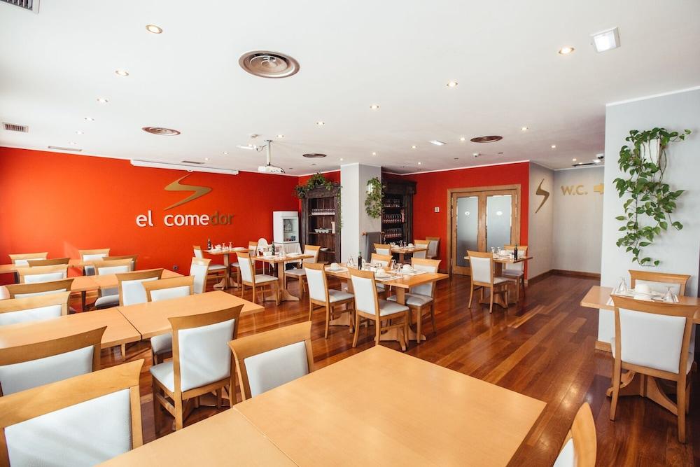 Hotel El Sella Onís Εξωτερικό φωτογραφία